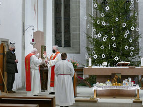 Darstellung des Herrn mit Kerzenweihe und Blasiussegen (Foto: Karl-Franz Thiede)